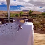 فيلة La Laguna *