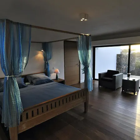 Villa La Laguna *