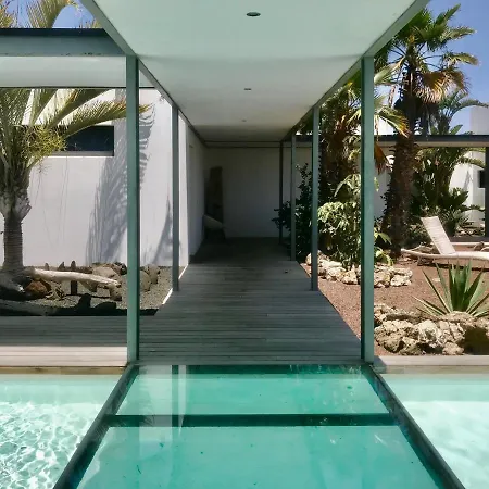 Villa La Laguna *