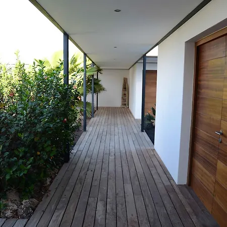 La Laguna Villa